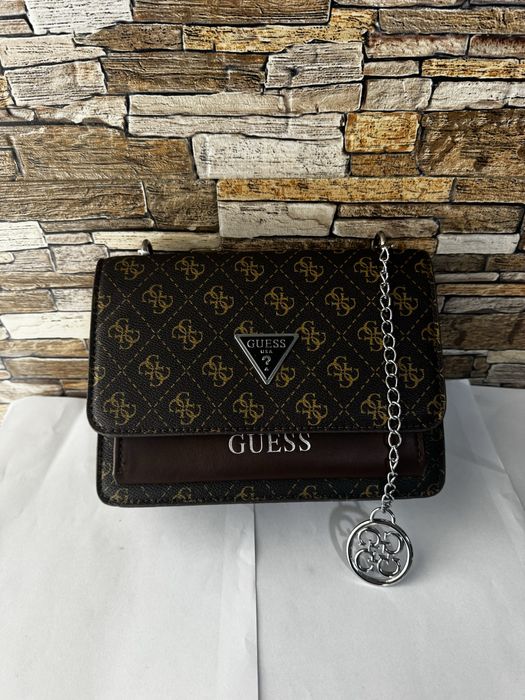 Раница  new Guess