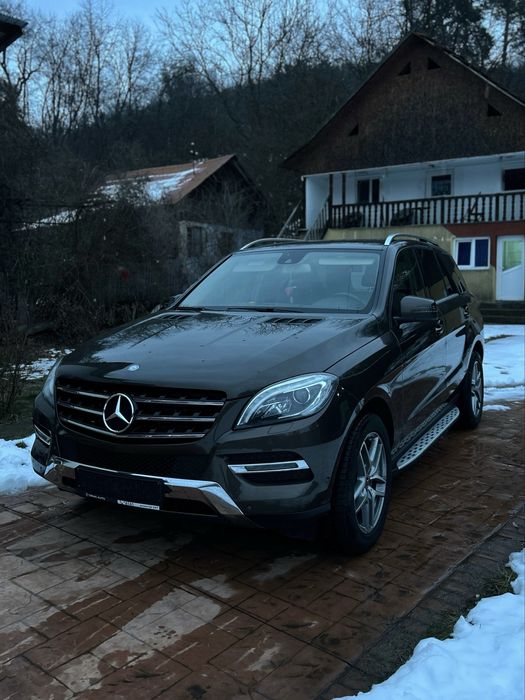 Mercedes-Benz ML 250 BlueTec 4MATIC / 2.2 Diesel / 204CP / Automat
