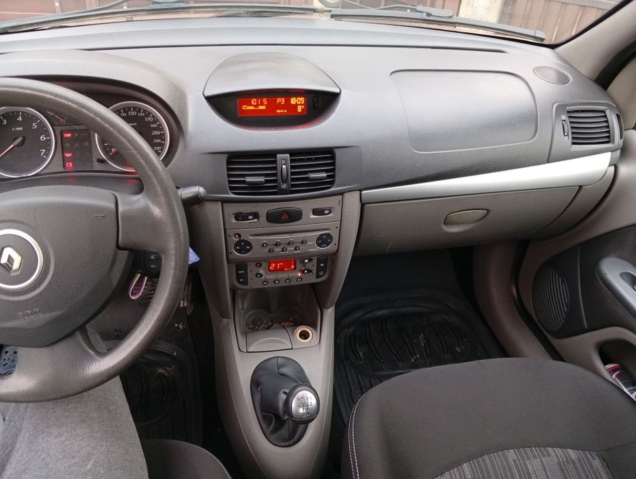 RENAULT Symbol 2009 — imagine 3