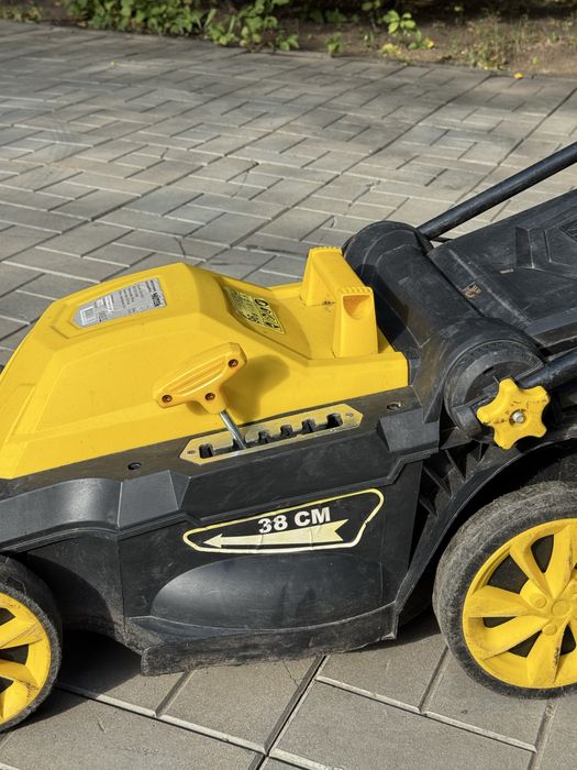 газонокосилка Huter ELM-1400P