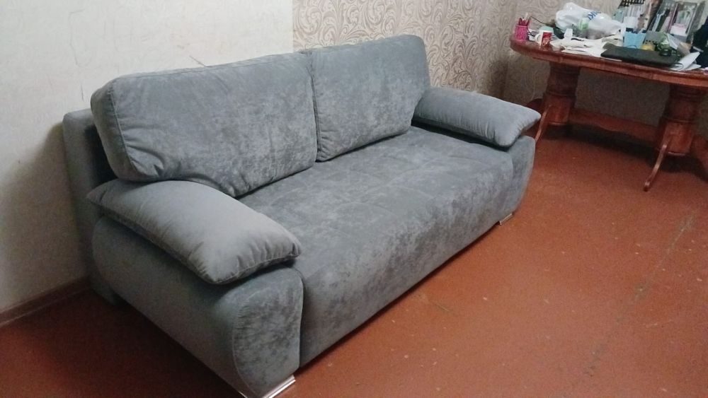 Продам ДВА диван тахта