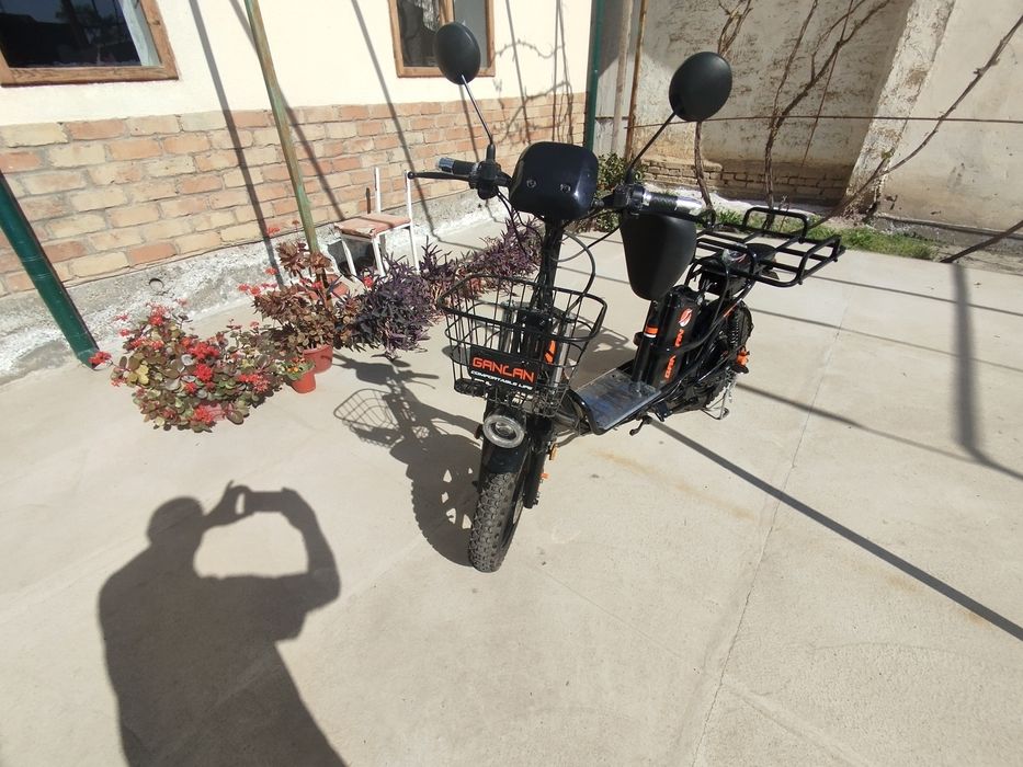 Скутер сотилади. 2025 .