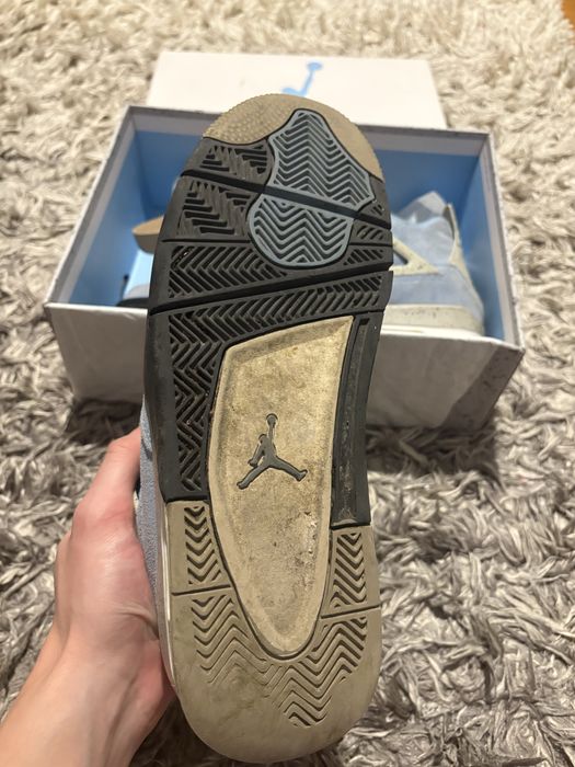Jordan 4 university blue