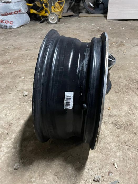 Диски R15,4 отверстия