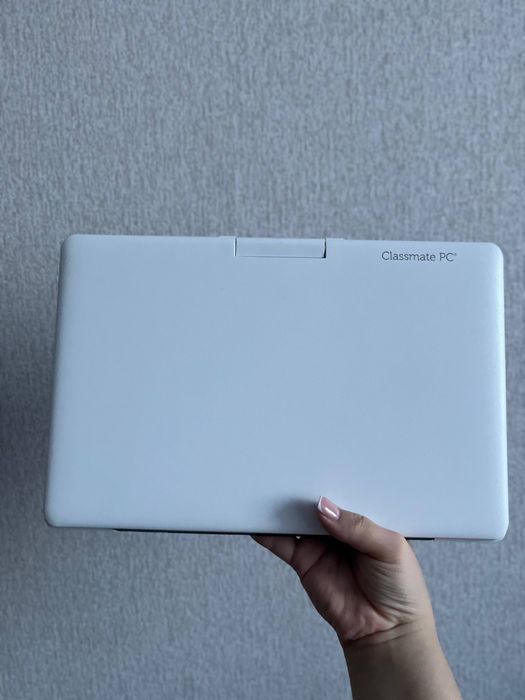 Ноутбук в новом состоянии