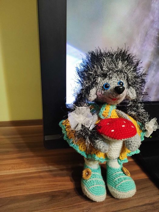 Ежка с гъбка и рокля