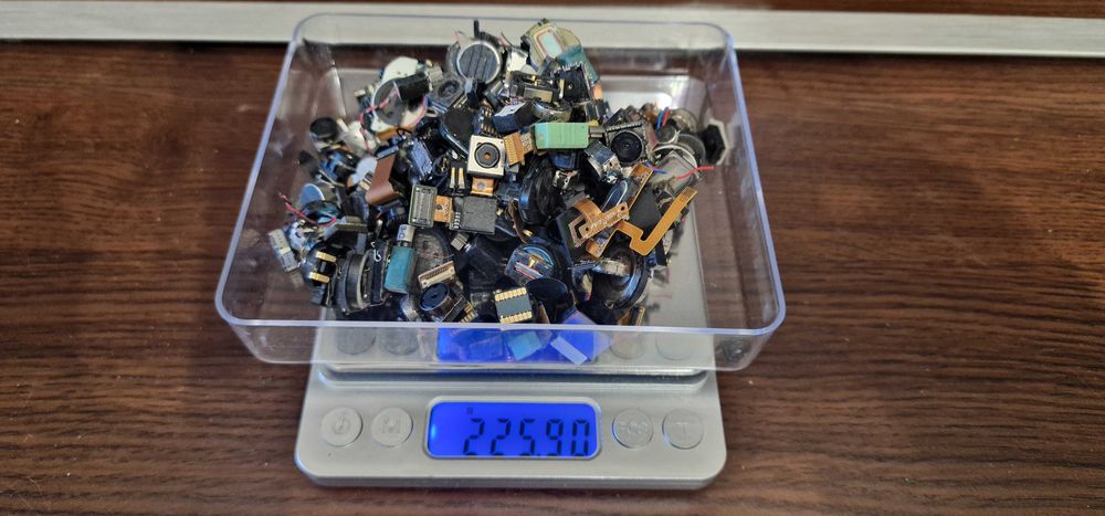 950 гр. електронна скрап