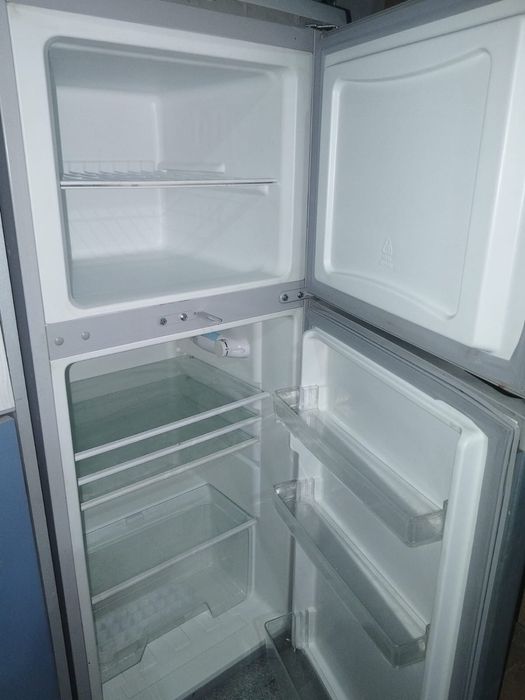 Холодильник в хорошом состоянии