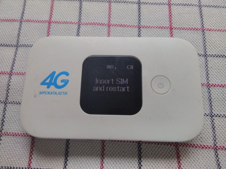 страхoтен джобен рутер бисквитка 4G LTE високоскоростен