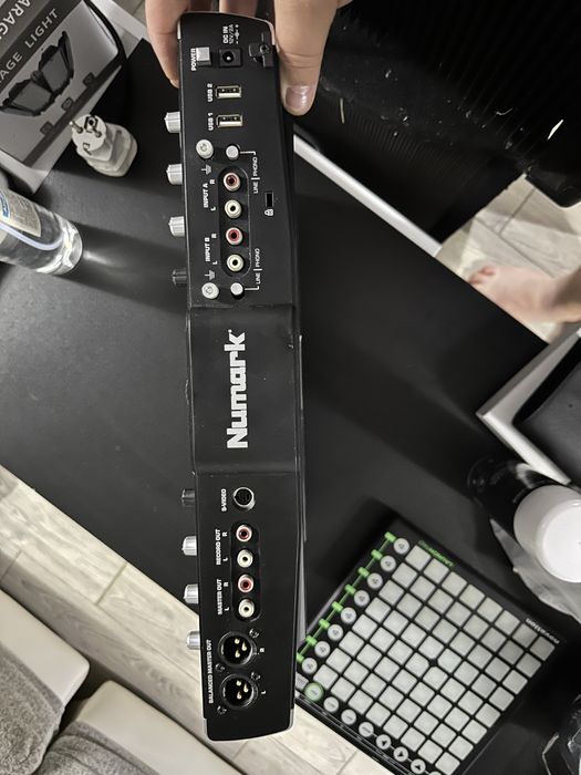 Numark idj 2 consola de mixat sau player