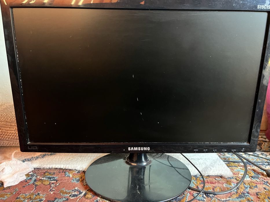 samsung manitor 19