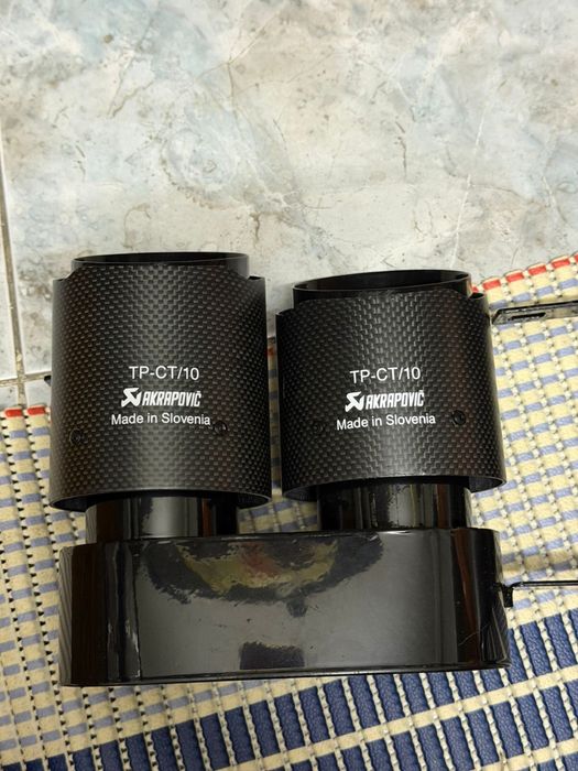 Комплект выхлопные насадки глушителя Akrapovic