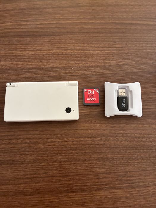 Nintendo DSi White с Карта