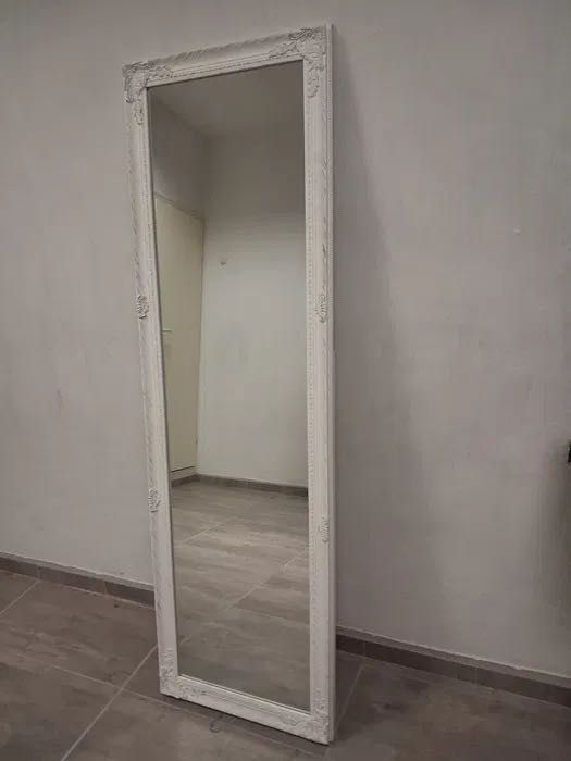 Винтидж огледало на стойка