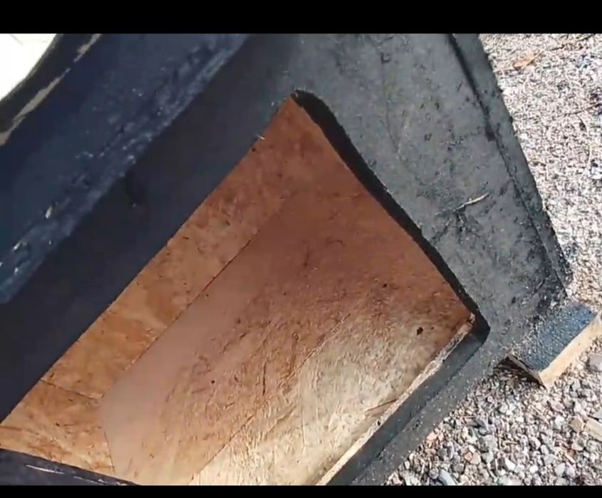 Будка для собак двойная