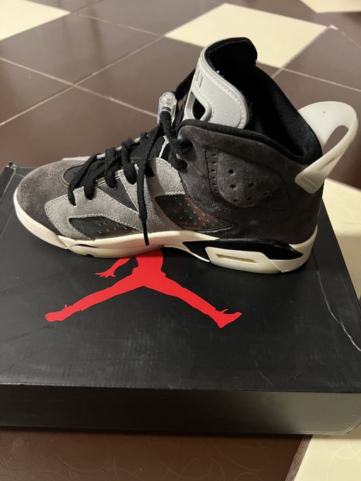 Vând Jordan AIR Retro 6 “smoke gray”, accept și unele schimburi