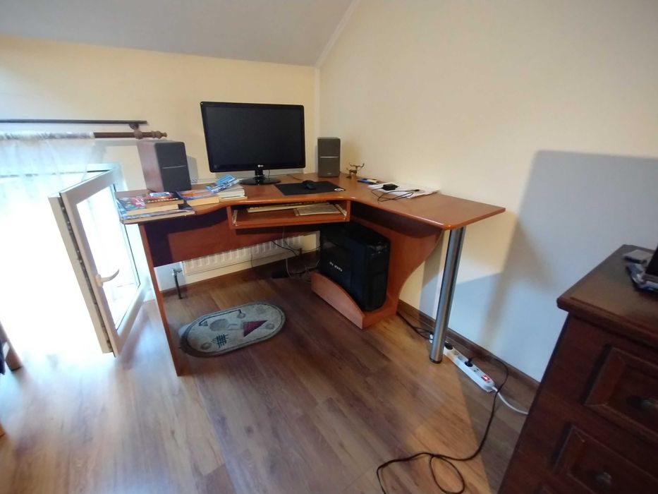 Birou de colt de vanzare