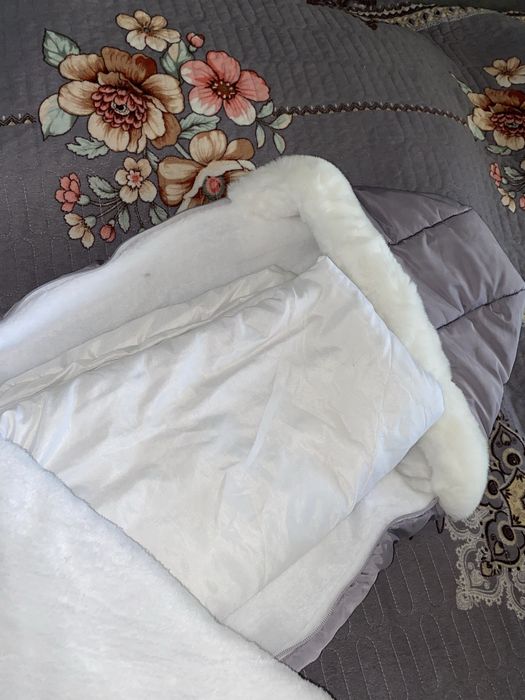 Продается конверт на выписку