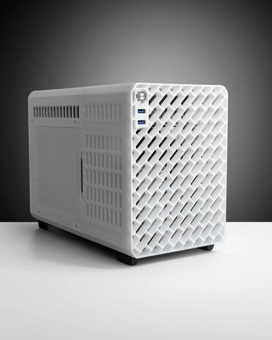 Carcasa ITX Gaming Rad 240mm GPU 2.5 slots 11.9Litrii