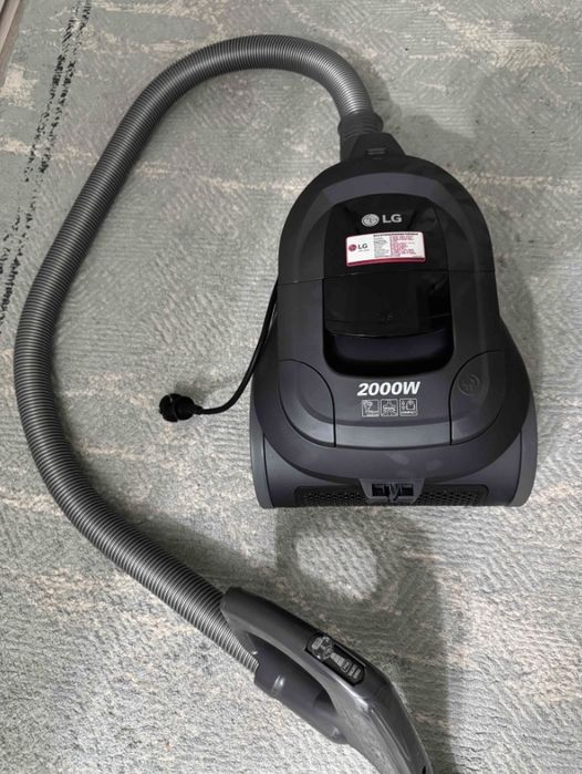 Продам пылесос LG