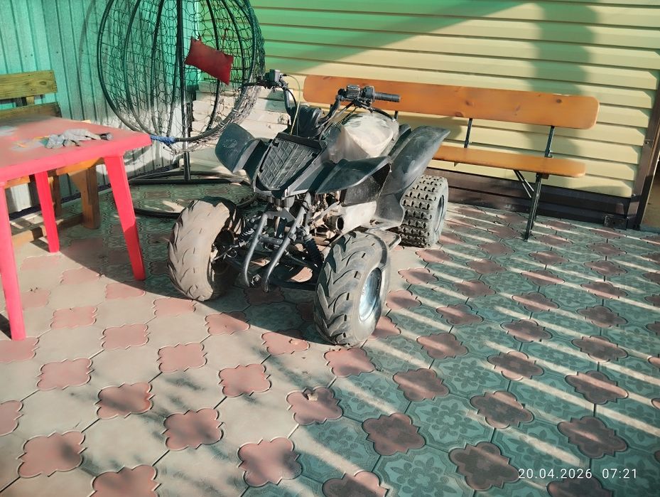 Квадроцикл 150кубов на ходу