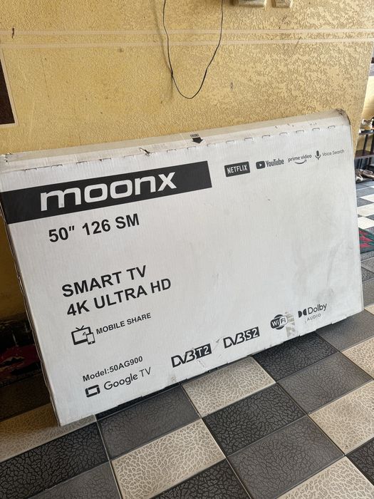 Srochna sotiladi SMART TV MOONX