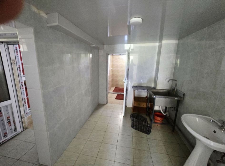 1-Комн. 2-Этаж. Продажа. Уй-Жой. Ттз. Бешкапа.