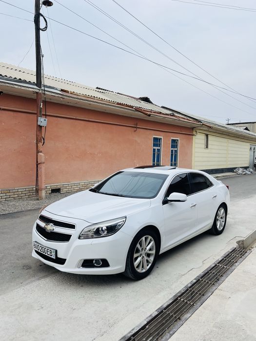 Malibu 1. 3-avtomat.  2012ga 2013 yil.