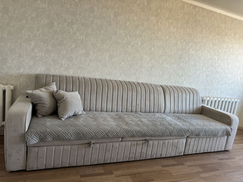 Продам раскладной диван 3,30