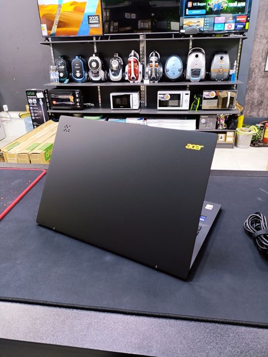 Acer Swift 16 Ai OLED