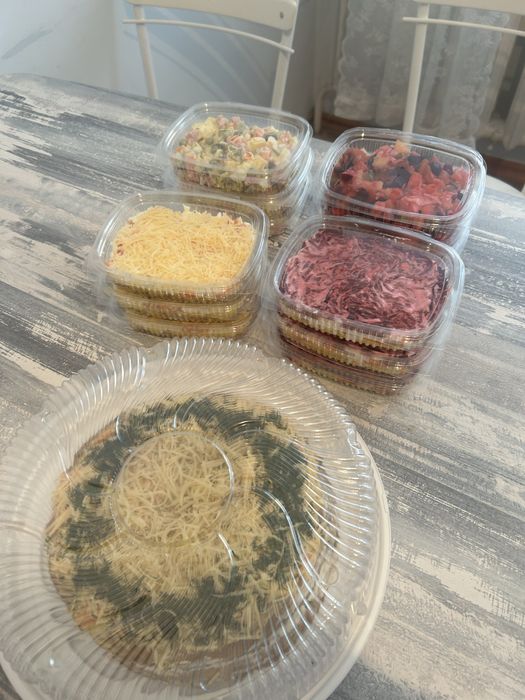 Салаты, печеночные торты