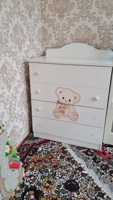 Bolalar shkafi chestor