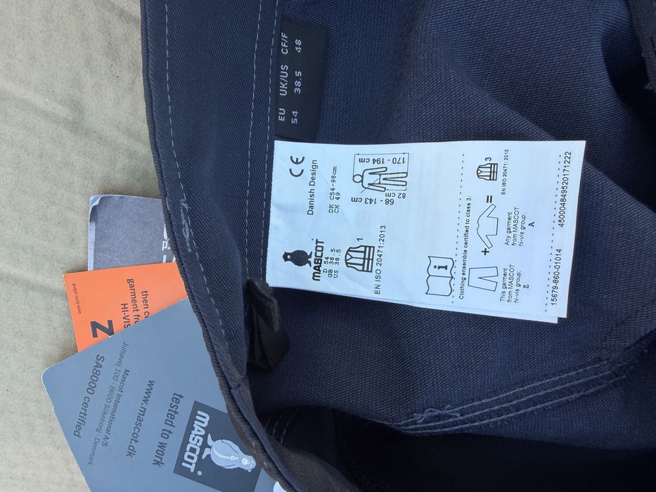 Pantaloni lucru MASCOT Safe Supreme Leeds, NOI, Mărimea 54 (XL