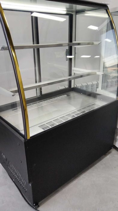 Витринный холодильник
