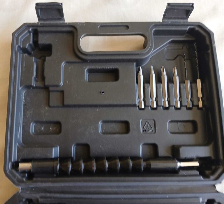 Șurubelniță fără fir Li-Ion 3.6v cu încărcare USB 47 buc BJ2001-47 electrică - cu husă