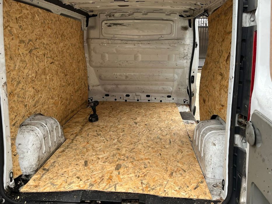 Vand, Opel vivaro An 2008 Motor 2.0 115 cp