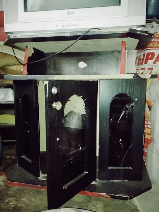 Подставка для телевизора