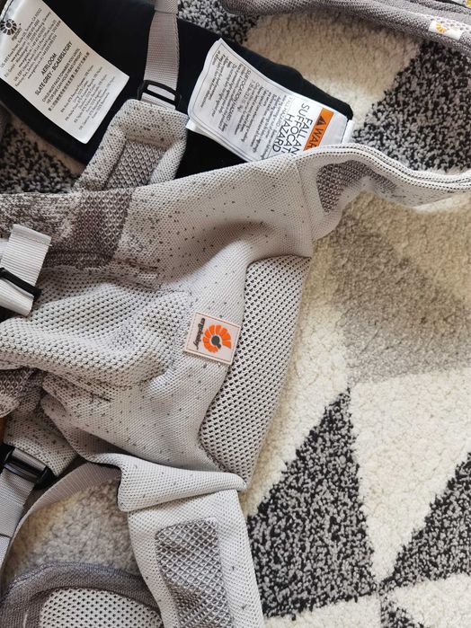 Ергономична раница Ergobaby Embrace, Ergobaby Aerloom