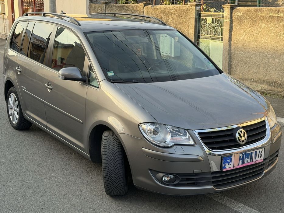 Touran DSG 2009 2.0 TDI