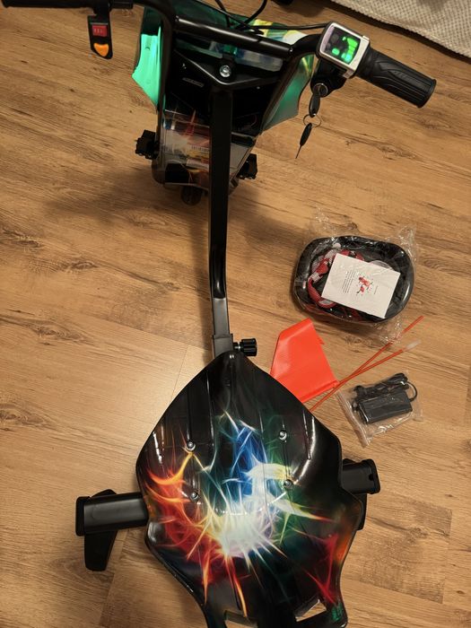 Tricicletă electrică drift cu bluetooth pentru copii