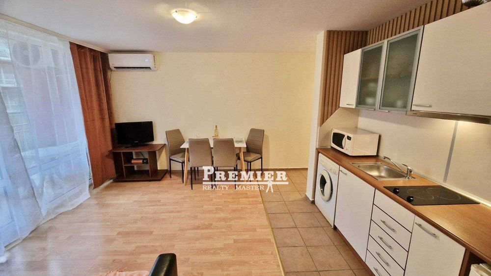 Продава се Тристаен апартамент в к.к. Слънчев бряг - 84 кв.м за 923 €/кв.м - Снимка #3
