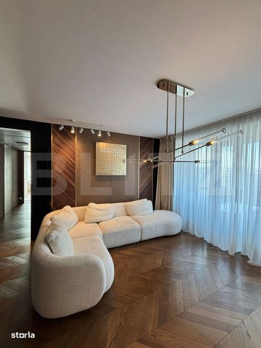 Apartament cu 4 camere 134,7 mp, 2 balcoane, 2 parcari, zona Iulius Ma