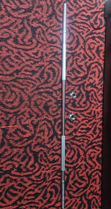 Продам  гриф для штанги диаметр  30мм