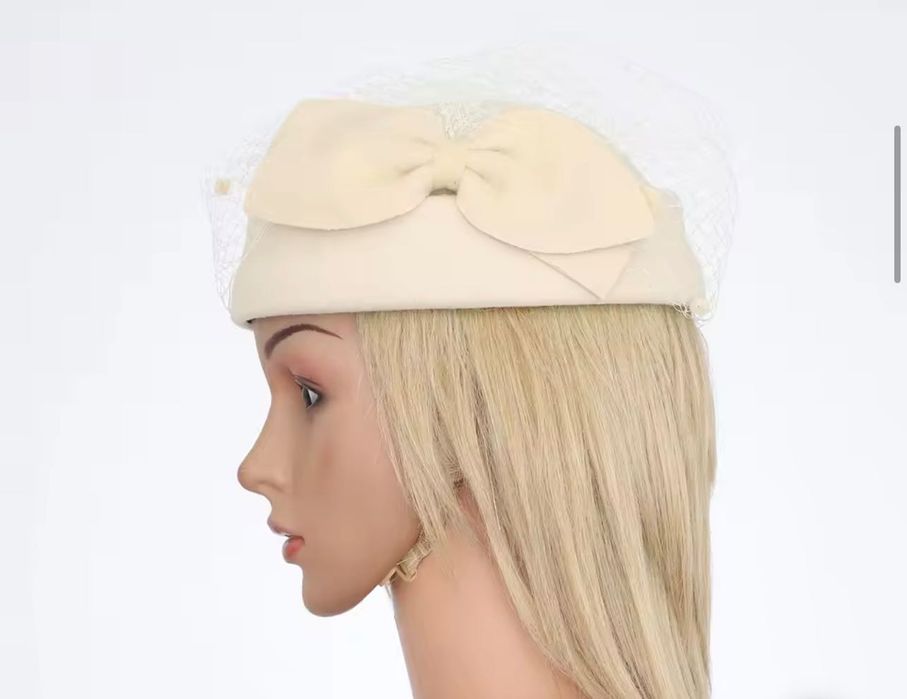 Toca neagra, crem, maro - inaltime 9 cm