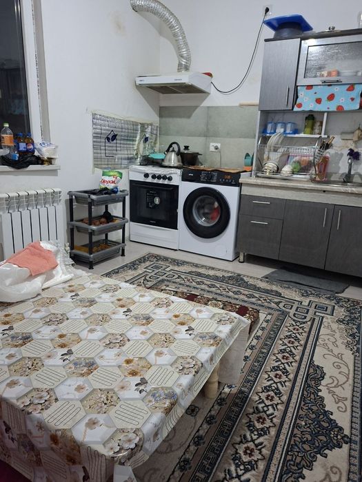 Olmos navostroyka sotiladi. 70m² Yashnobod