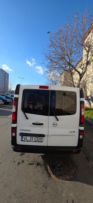 Opel Vivaro Achizitionata in 2021, ofer factura cu TVA deductibil