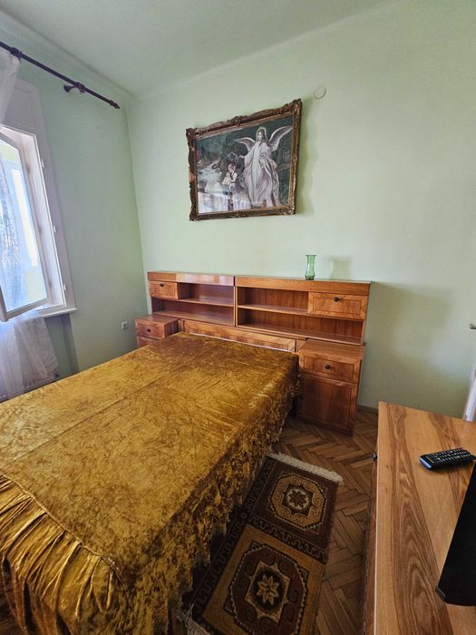 Dau in chirie apartamen 3 camere