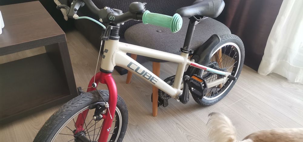 Bicicletă cube ptr copii