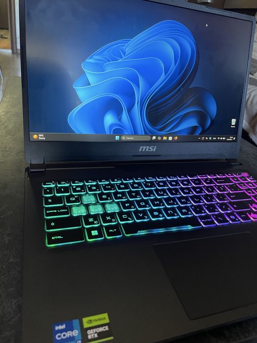 Лаптоп MSI Cyborg 15 A13U Nvidia RTX 3050 6GB CPU- Intel i7-13620H
