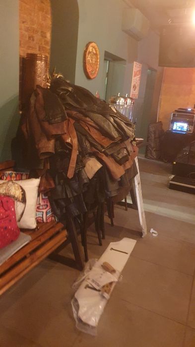 Vand geci piele vintage